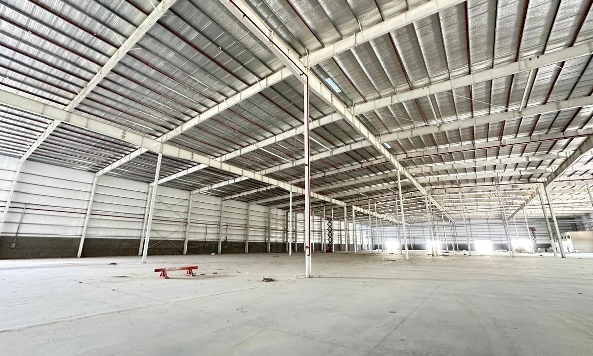 Foto de Alquiler Deposito Nave Industrial 12800 mts cub Polo Ezeiza, imagen 2