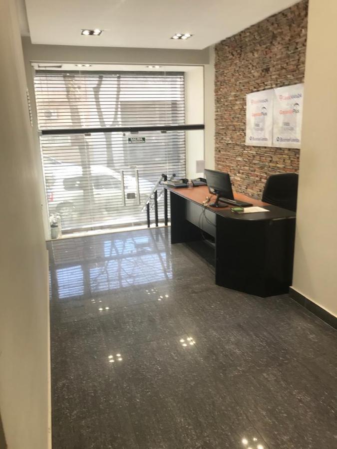 Foto de Edificio Comercial - San Cristobal, imagen 2