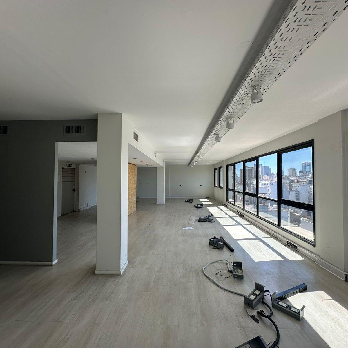 Excelente Piso de Oficina - Zona Uade - 2 Cocheras - 213 m² 4