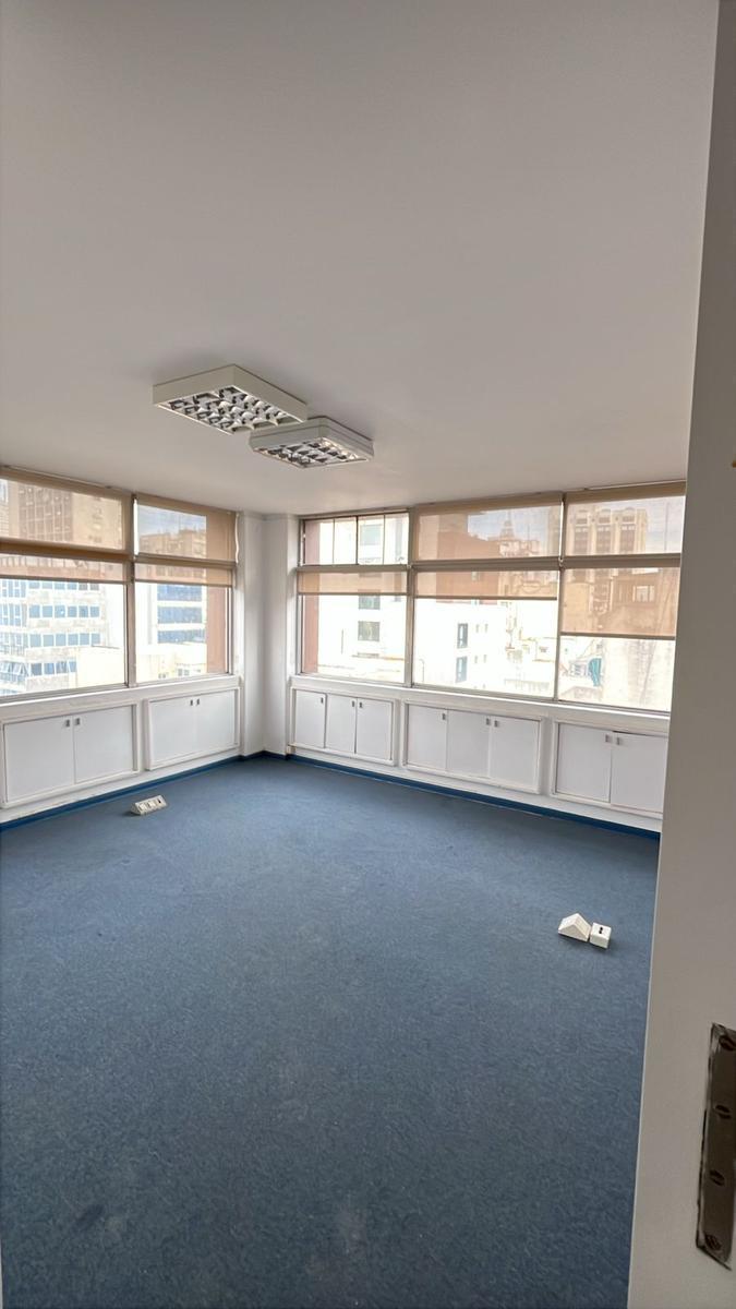Foto de Oficina en alquiler - 500 m2 - 4 cocheras, imagen 2