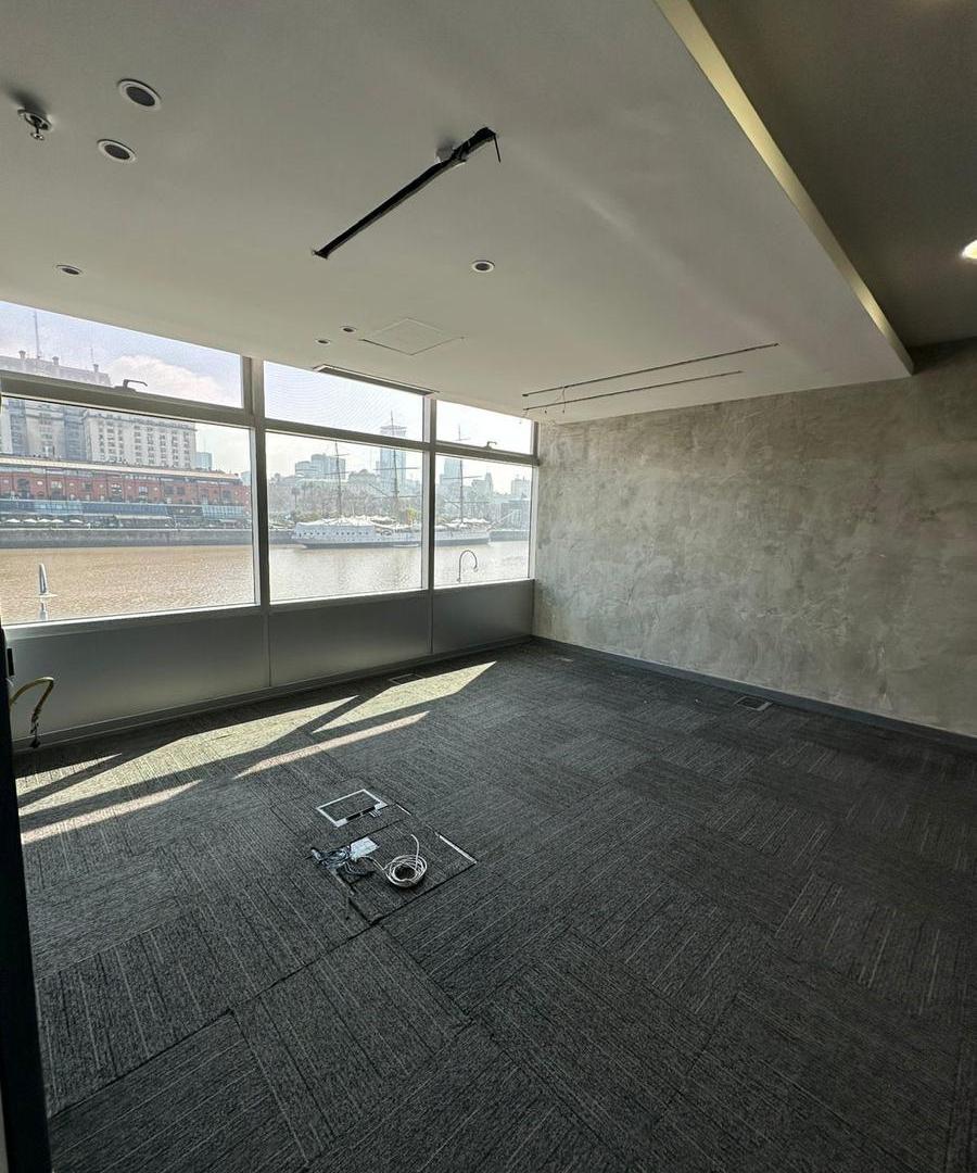 Foto de Oficina en alquiler - 260 m2 - 2 cocheras - Vista al dique - Puerto, imagen 3