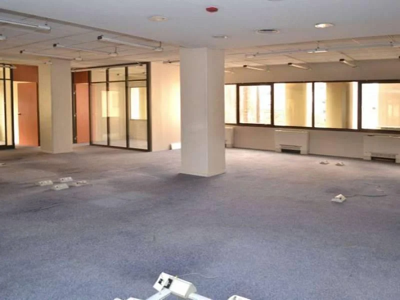Foto de Oficina - Alquiler - Retiro - 415m2, imagen 1