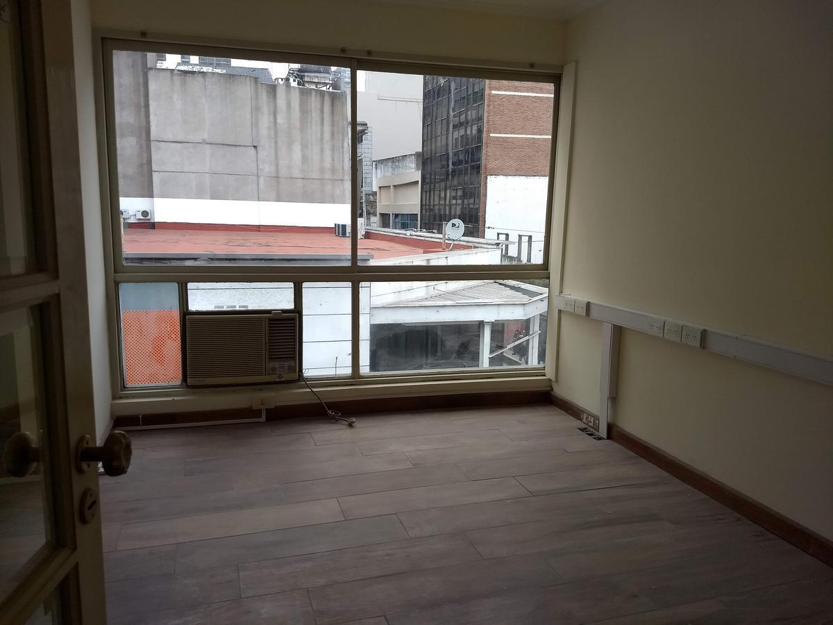 Foto de Oficina en venta - 130 m2 - Microcentro, imagen 2