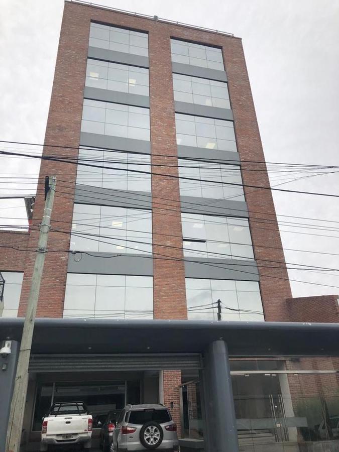 Foto de Edificio en block - 51 cocheras- Categoria- Olivos, imagen 1