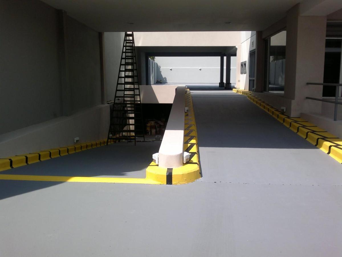 Foto de Edificio en block - 51 cocheras- Categoria- Olivos, imagen 5