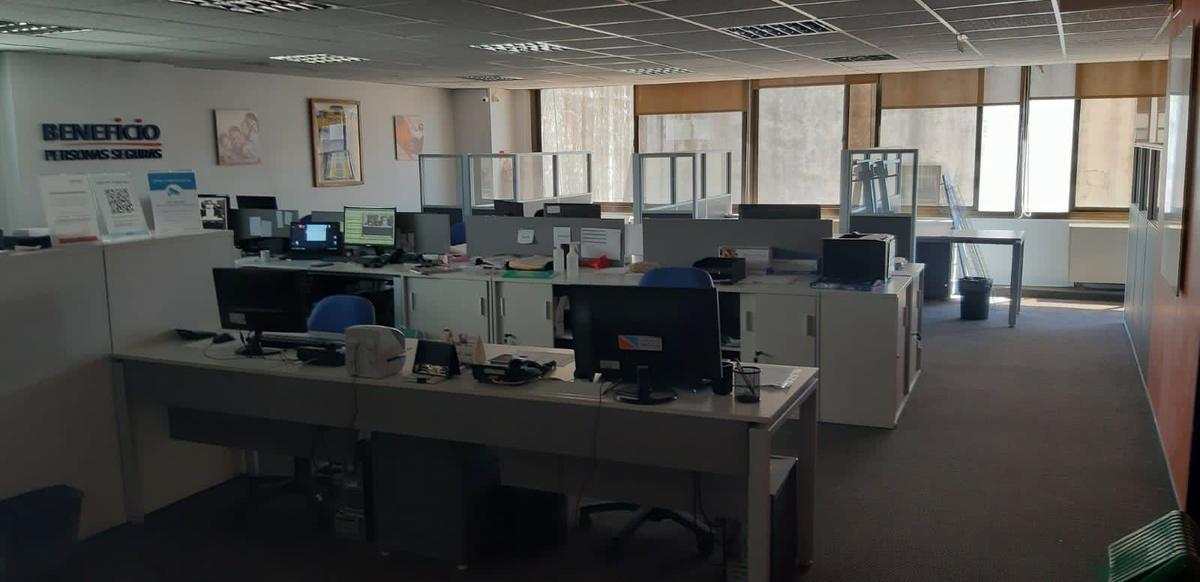 Foto de Excelente Piso de Oficinas - 280 m2 - 2 cocheras- Catalinas, imagen 2