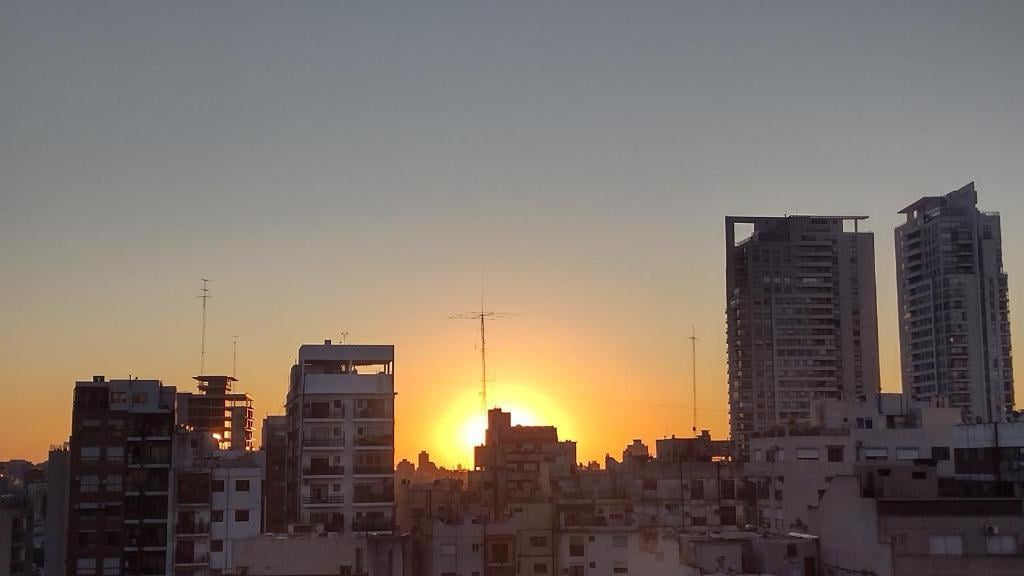 Torres Los Paraísos Impecable 3 ambientes con balcón dos baños completos con bañera uno en suite