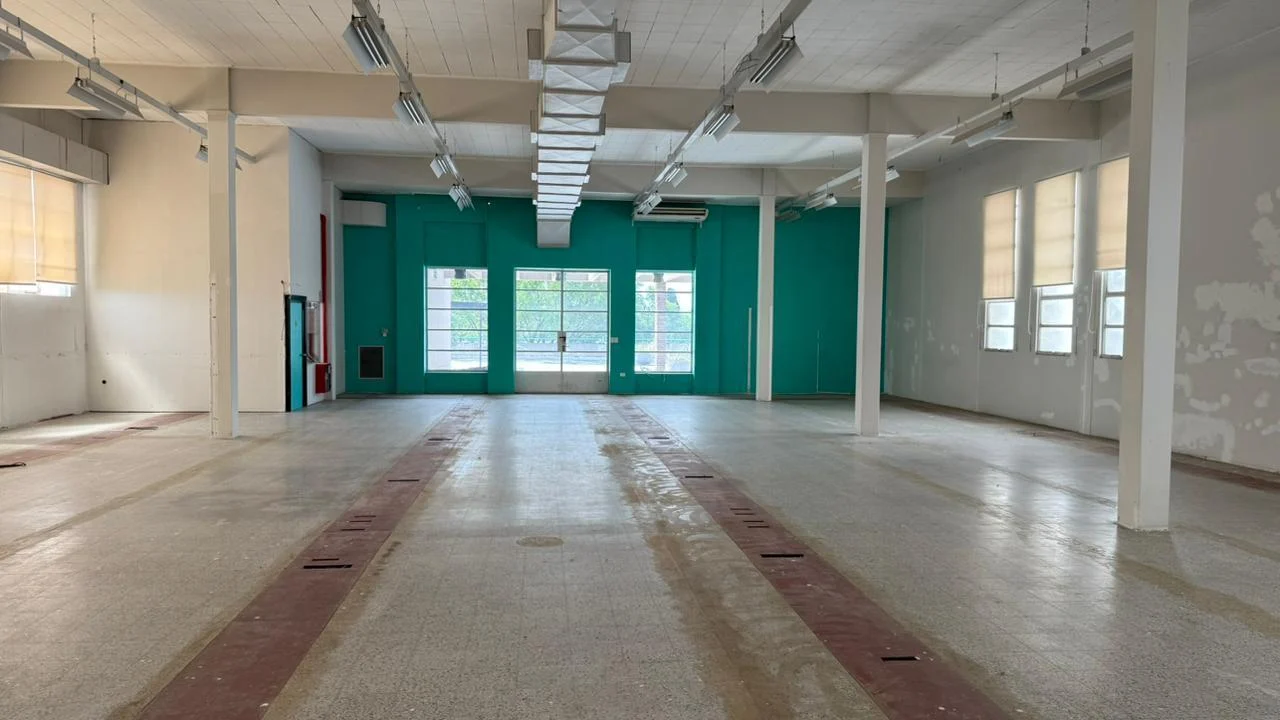 Foto de Depósito de 800 m2 cubiertos en Florida, imagen 3