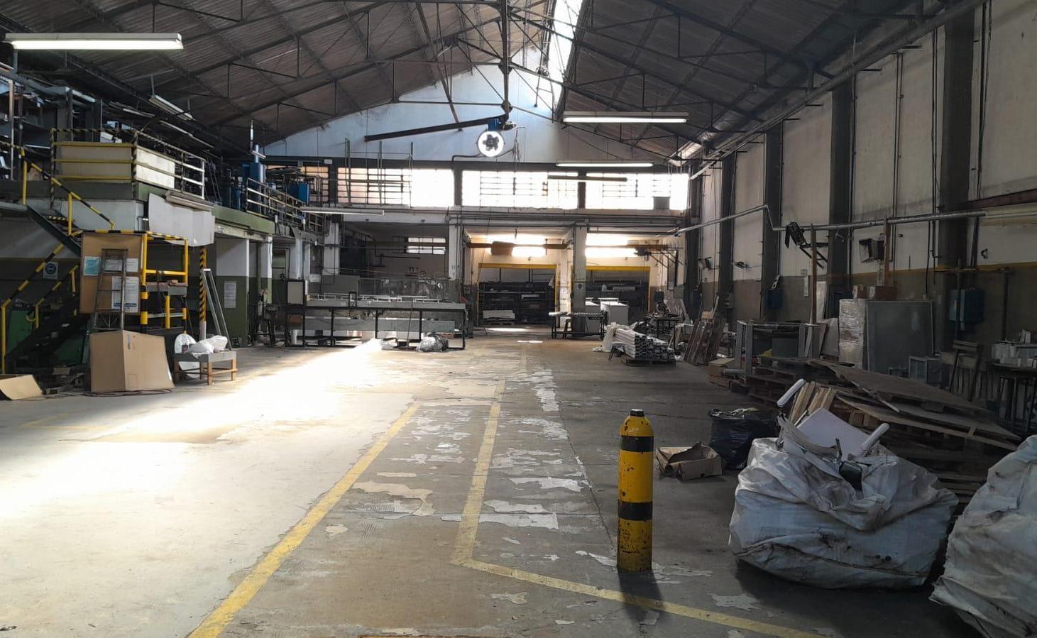 Alquiler Depósito Bernal 1467 mts cub Venta