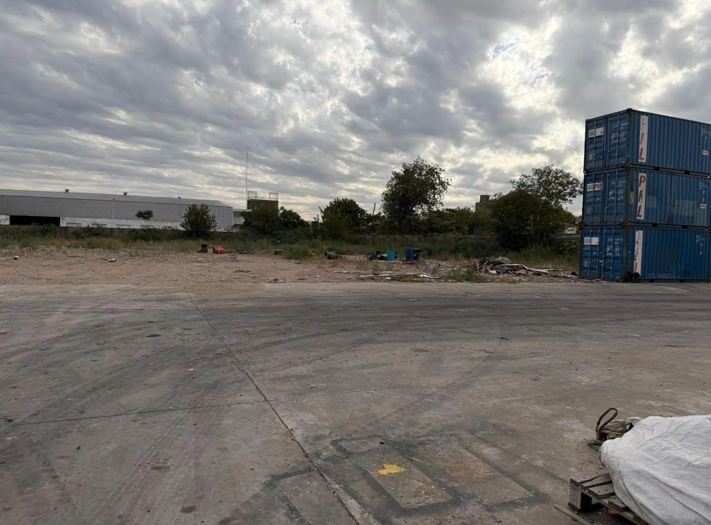 Venta Terreno industrial 6854 mts Parque Ind Avellaneda 2