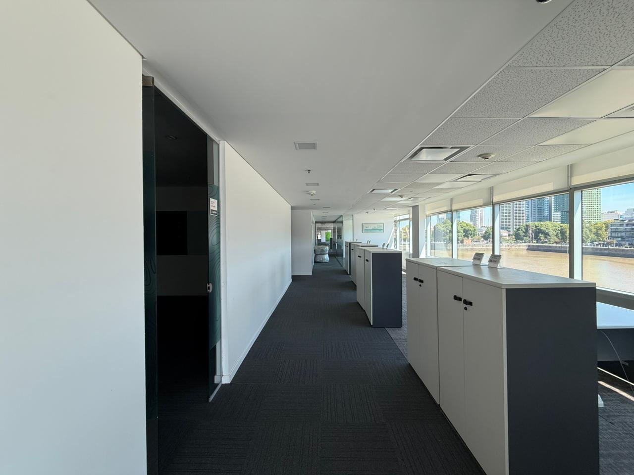 Foto de Oficina en alquiler - Piso completo 1380 m2 - 14 cocheras - Vista al, imagen 5