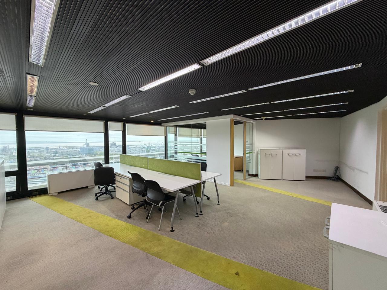 Foto de Alquiler - Excelente Oficina amoblada- Torre Pirelli - 400 m2 y 2, imagen 4