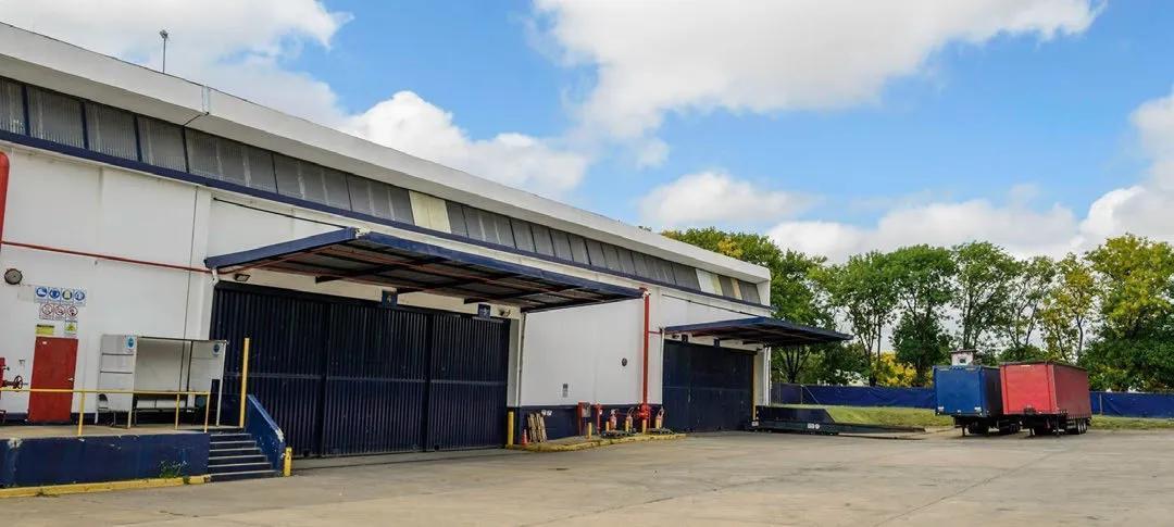 Foto de Excelentes naves industrial de 5770 m2 cubiertos en Hurlingham, imagen 4