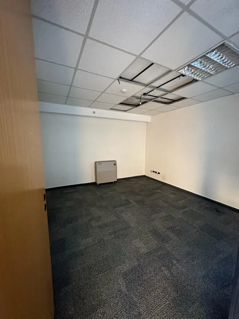 Oficina en alquiler - Puerto Madero - 90m2 - 1 cochera. 5