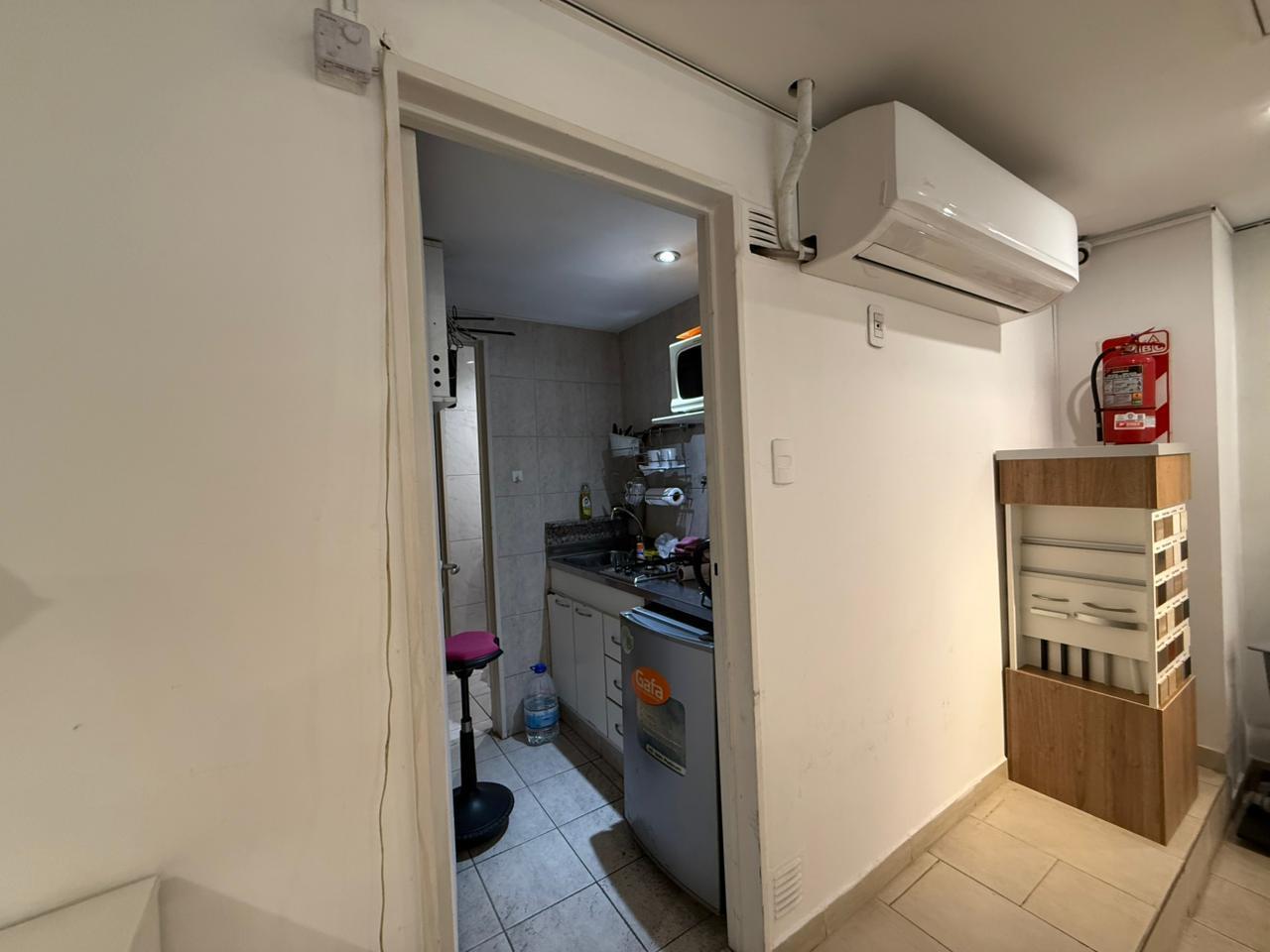 Foto de Local en Recoleta - 84 m2 - Apto todo rubro, imagen 2