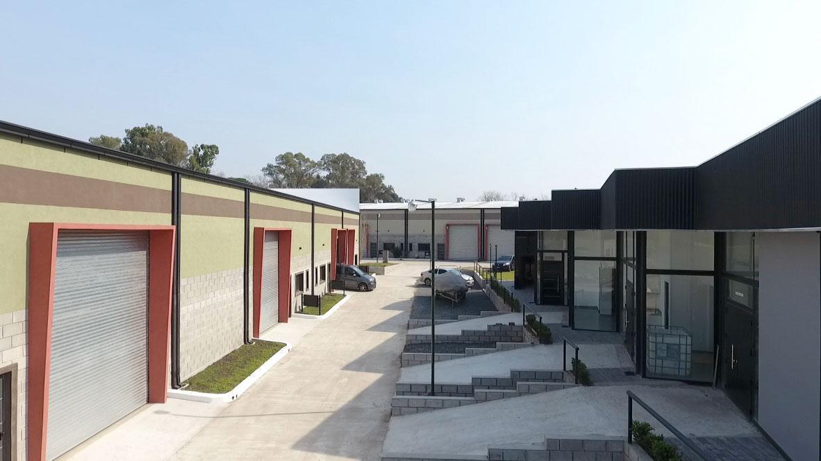 Depósito en Venta en Micro Parque Industrial con Seguridad 24hs