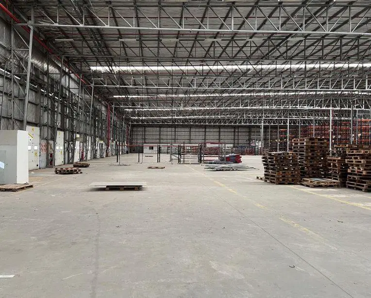 Nave Industrial en Alquiler de 12.353 m2 cubiertos - Escobar Garin 4