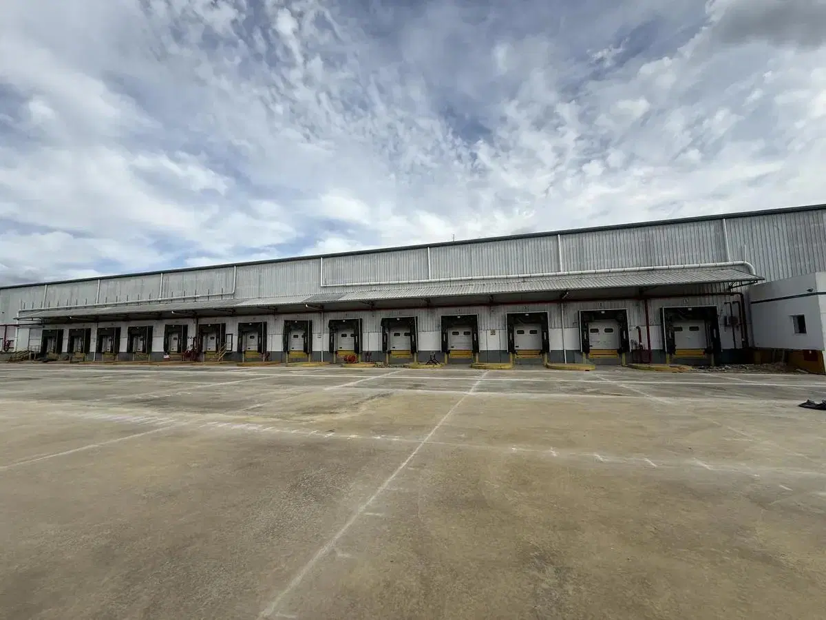 Nave Industrial en Alquiler de 11.000 m2 cubiertos - Escobar Garin 5