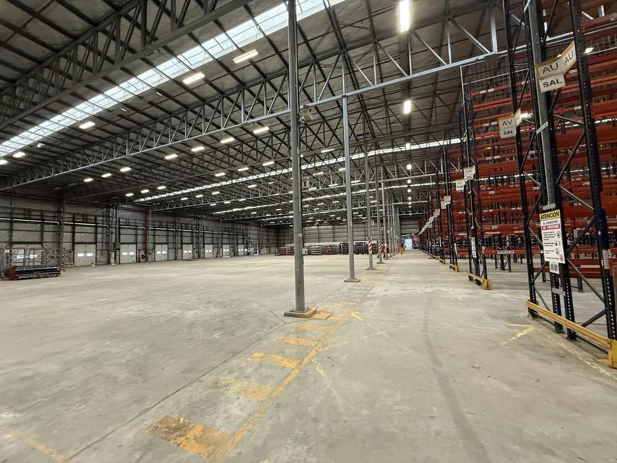 Foto de Nave Industrial en Alquiler de 11.000 m2 cubiertos - Escobar Garin, imagen 4