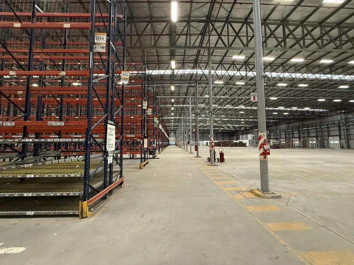 Foto de Nave Industrial en Alquiler de 11.000 m2 cubiertos - Escobar Garin, imagen 2