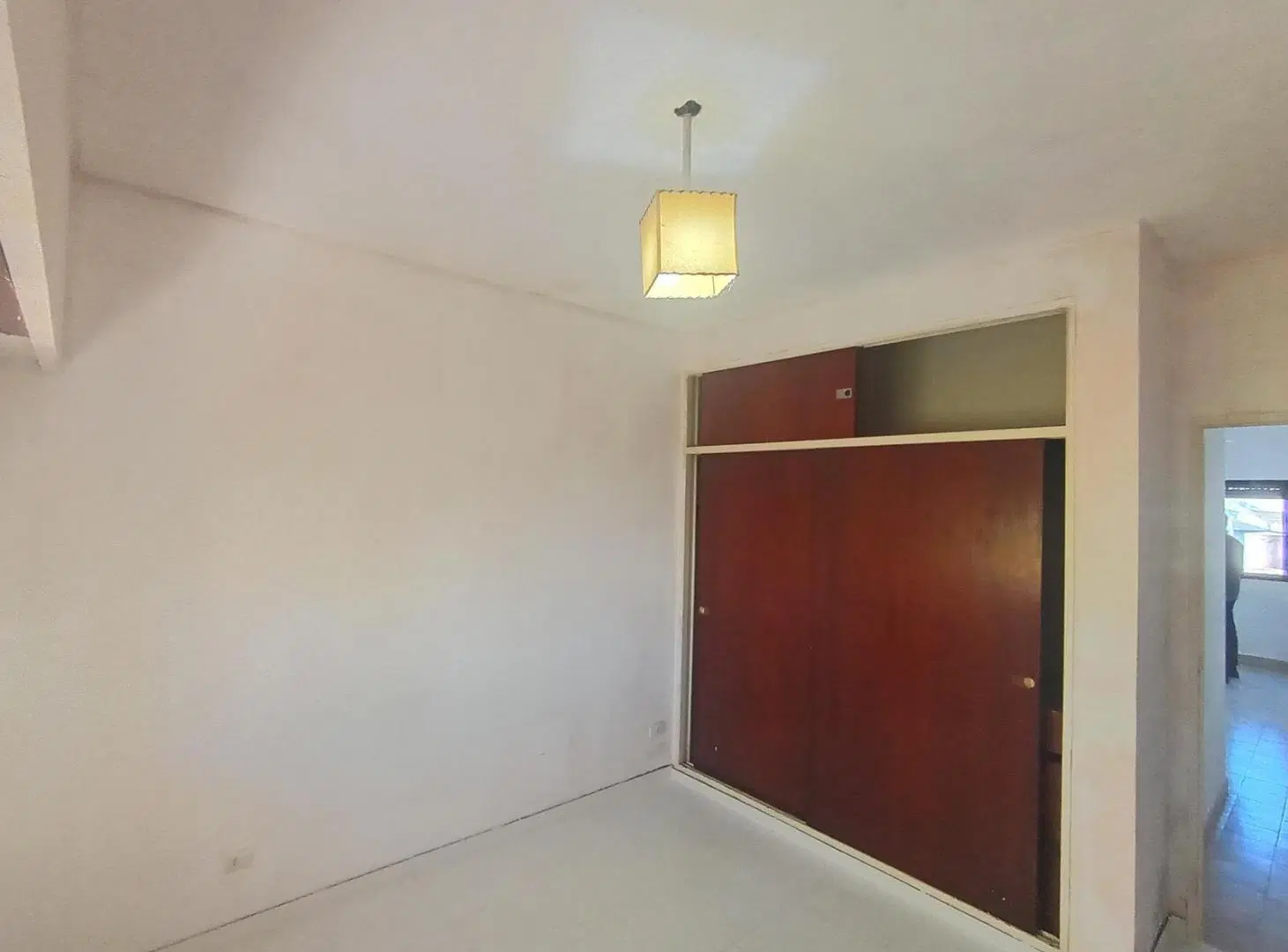 PH 2 ambientes-2do piso por escalera-Cochera-terraza. Quilmes Oeste 5