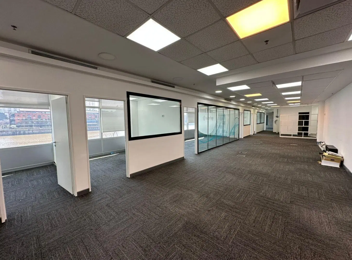 Oficina en alquiler - 335 m2 - 3 cocheras - Cabecera Norte - Puerto Madero. 2