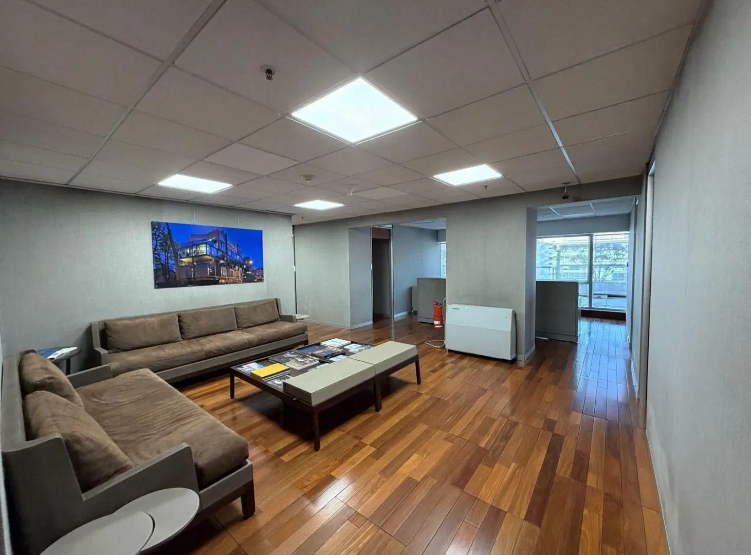 Oficina en alquiler 707 m2   Balcon y vistas al rio - Puerto Madero 3