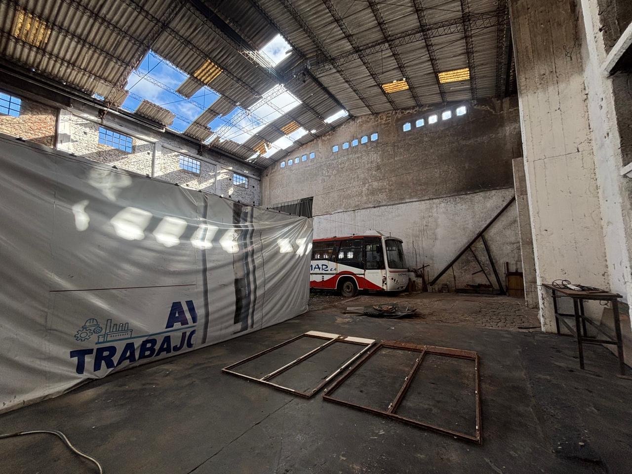 Foto de Depósito en Sarandi, imagen 3