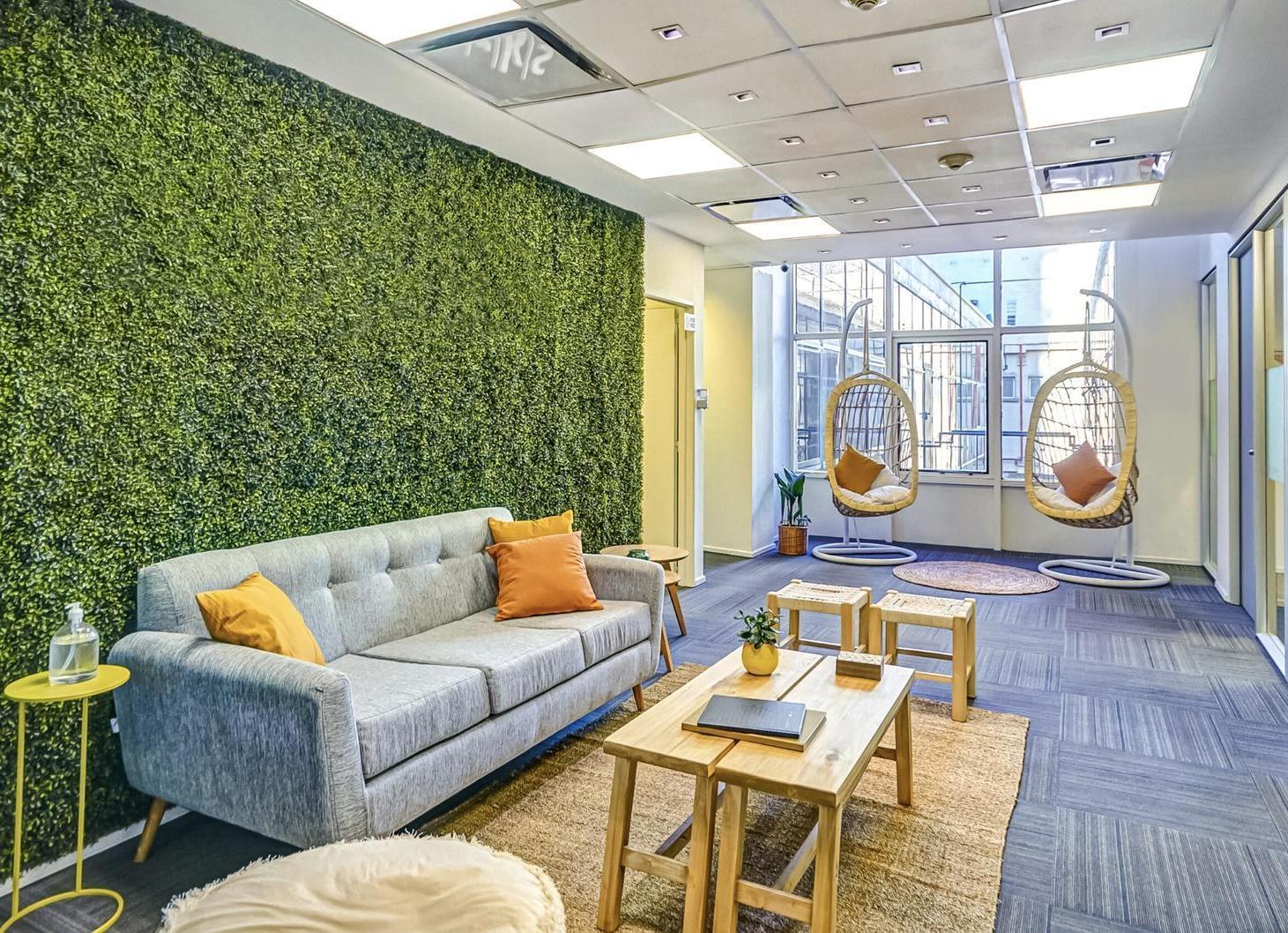 Foto de Edificio en venta - Retiro - 3588 m2 -2 locales + oficinas, imagen 4