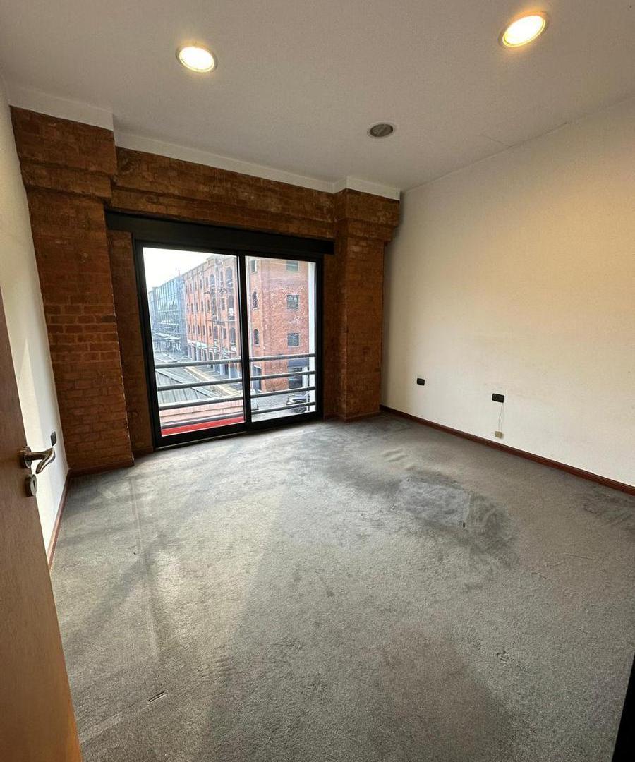 Foto de Oficina en alquiler- Cochera - 100 m2- Excelentes vistas! Puerto Madero, imagen 3