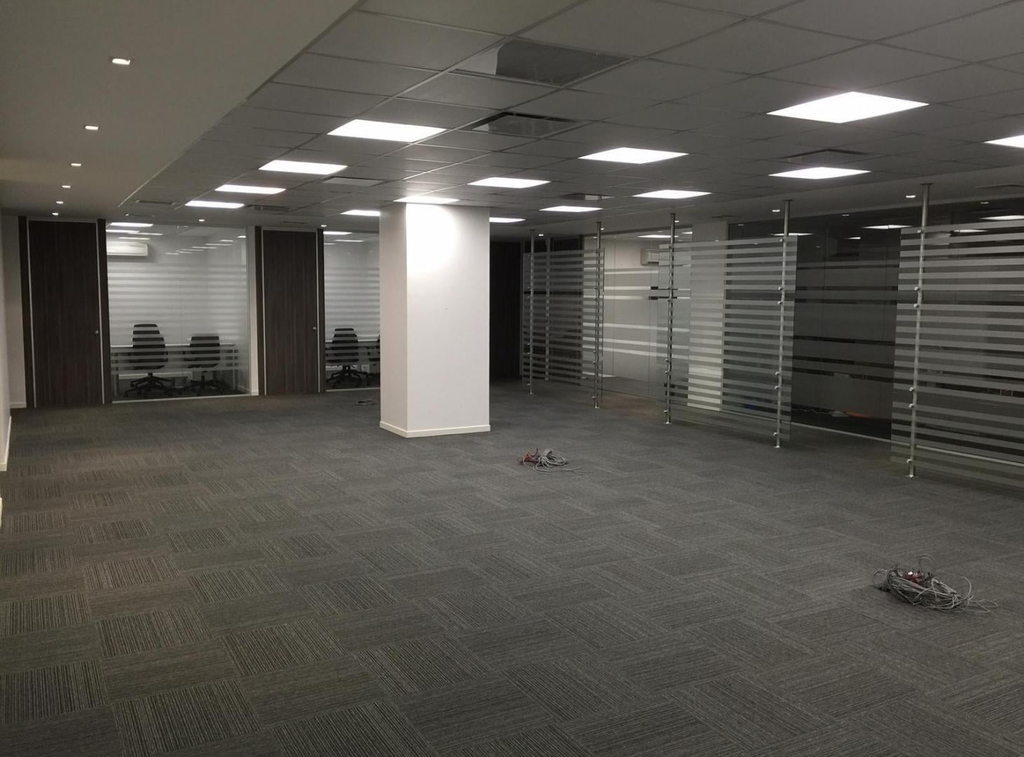 Foto de Edificio Comercial con depositos 900 m2, imagen 5