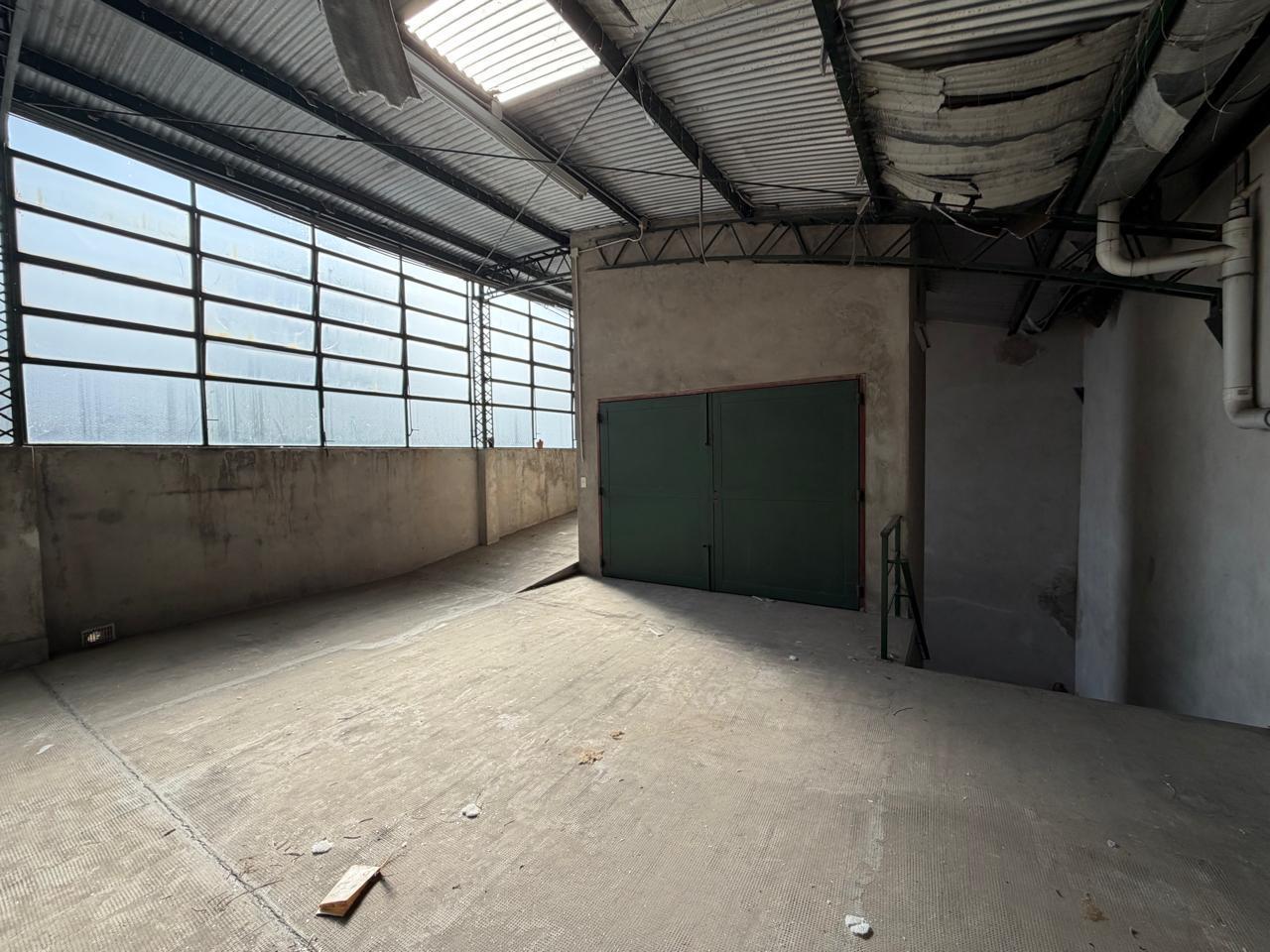 Foto de Depósito en alquiler - 1400 m2 - Paternal, imagen 5