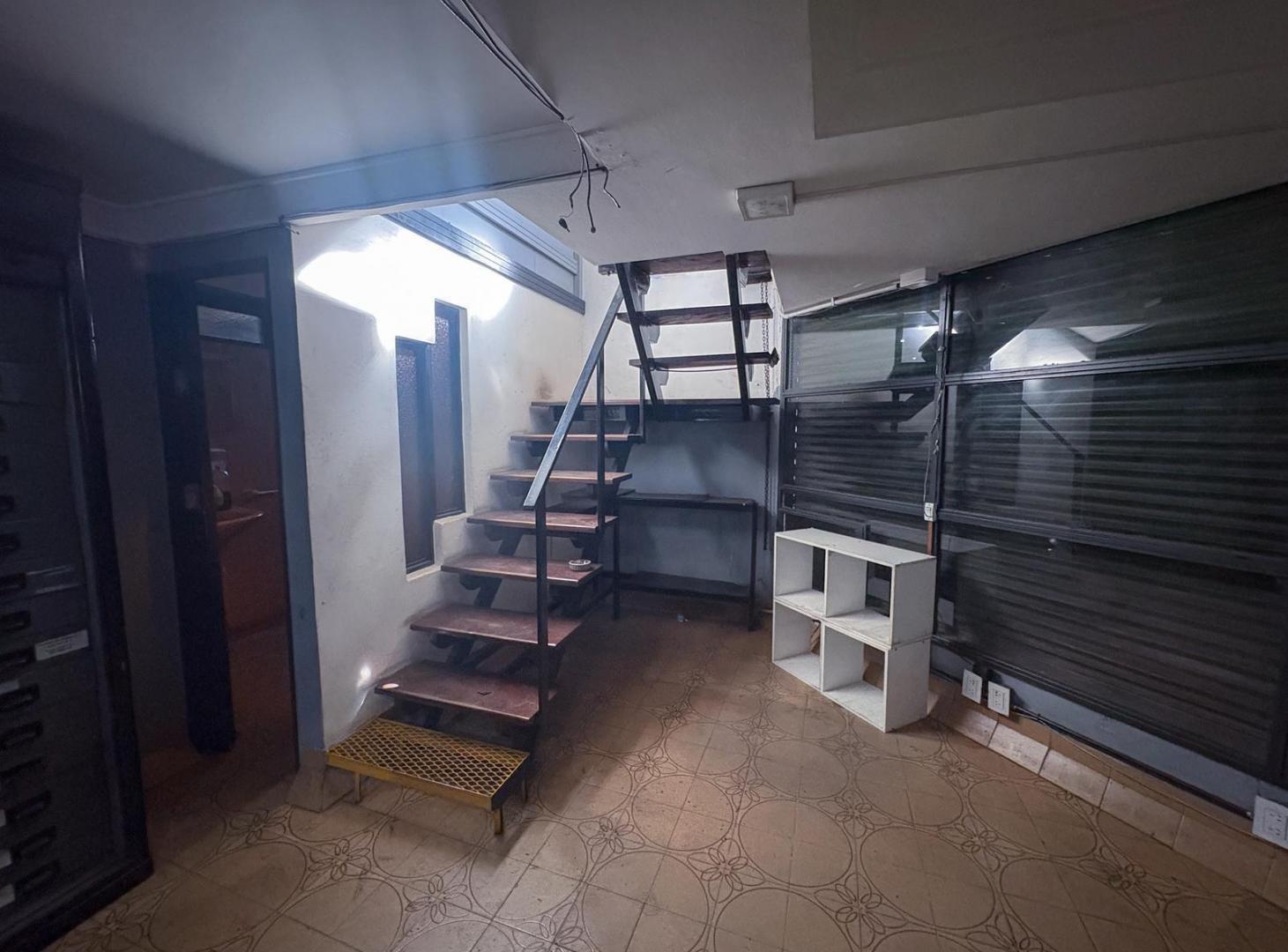 Foto de Depósito en alquiler de 1200m2 en Piñeyro, imagen 4
