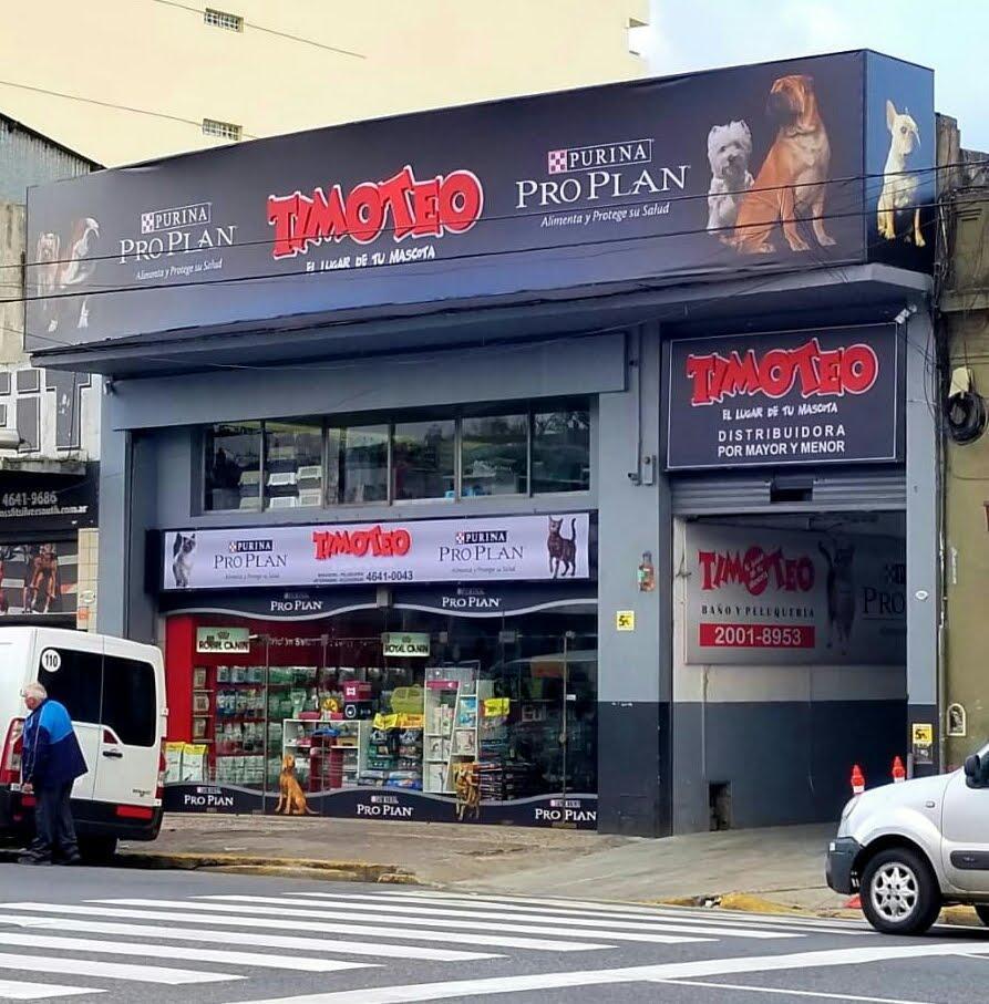 Foto de Excelente Deposito con Local comercial Gran Vidriera 850 m2 Av Riv, imagen 1