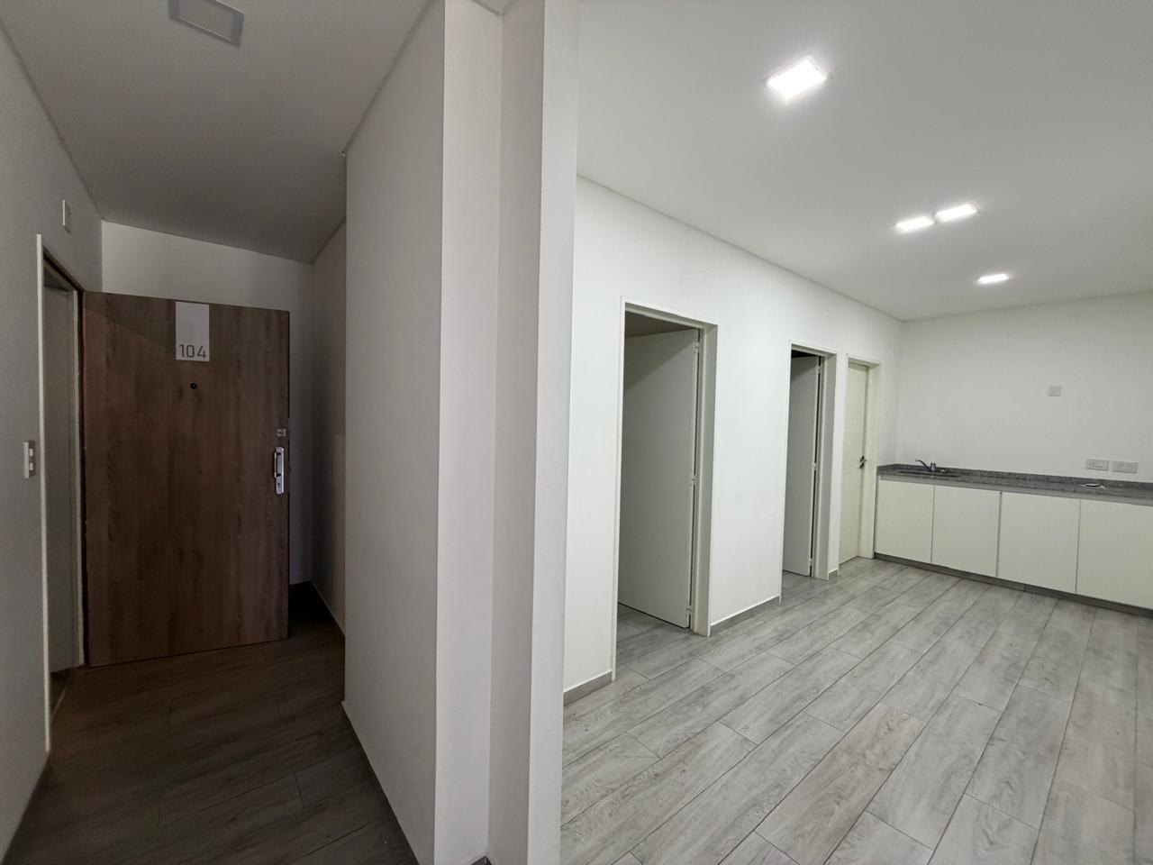 Foto de Oficina en Monserrat venta y alquiler 111 m2 7 de balcón, imagen 3