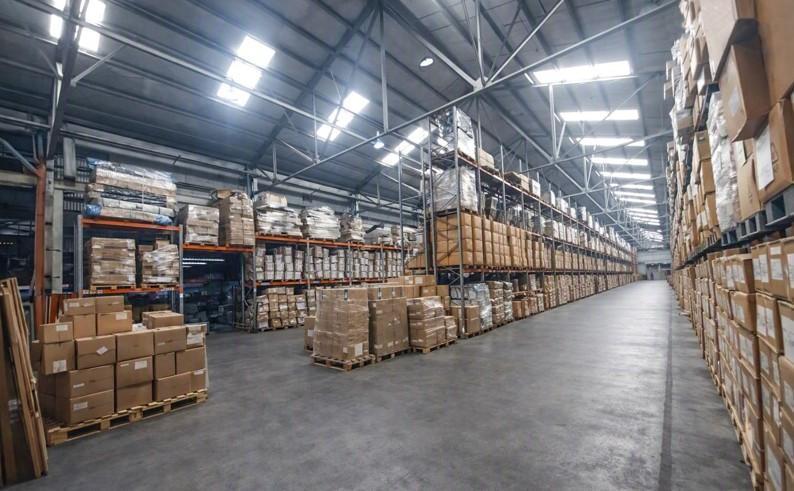 Foto de Excelentes naves industrial de 2490 m2 cubiertos en Hurlingham, imagen 3