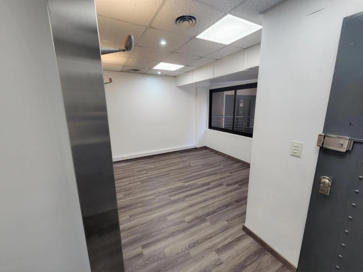 Foto de Excelente oficina - alquiler - 130 m2 - 1 cochera- Puerto Madero, imagen 1