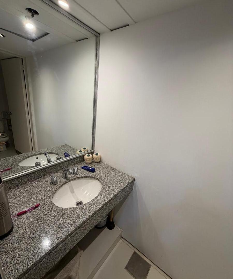 Foto de Excelente oficina en alquiler - 120 m2 - 1 cocheras - Amoblada, imagen 2