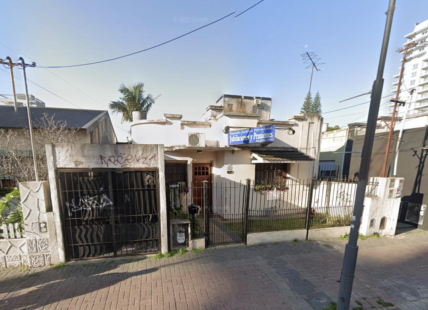 Foto de Terreno en venta - 180 m2 - Berazategui, imagen 2