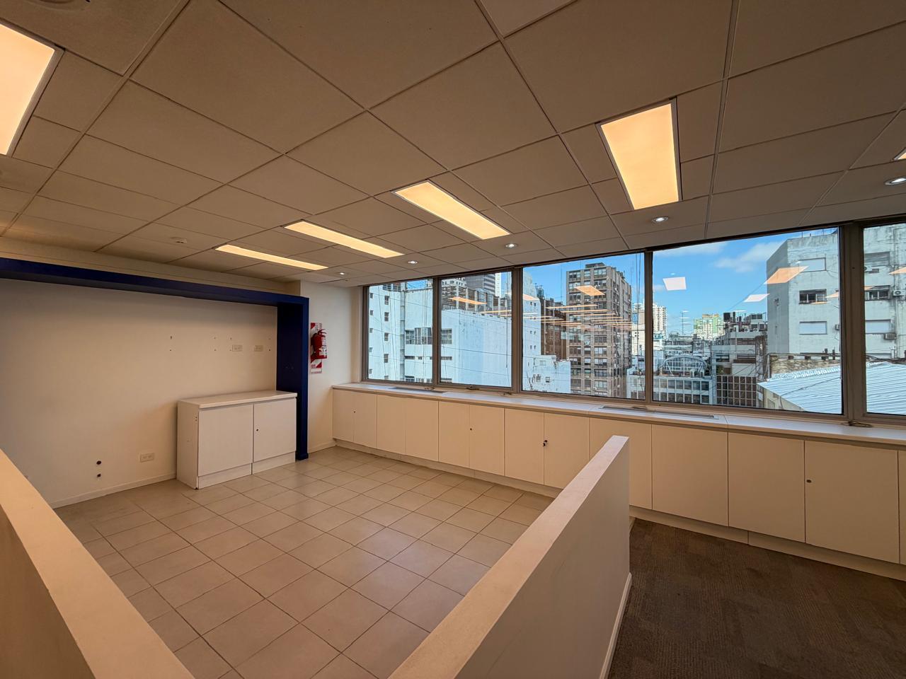 Foto de Oficina en alquiler - 248 m2 - 3 cocheras- Ambolado -, imagen 4