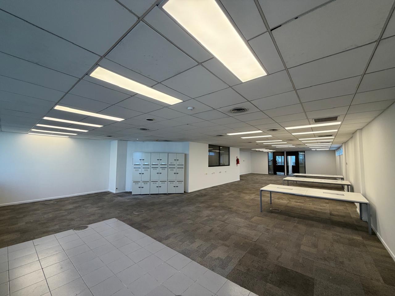 Foto de Oficina en alquiler - 226 m2 - 3 cocheras-, imagen 1