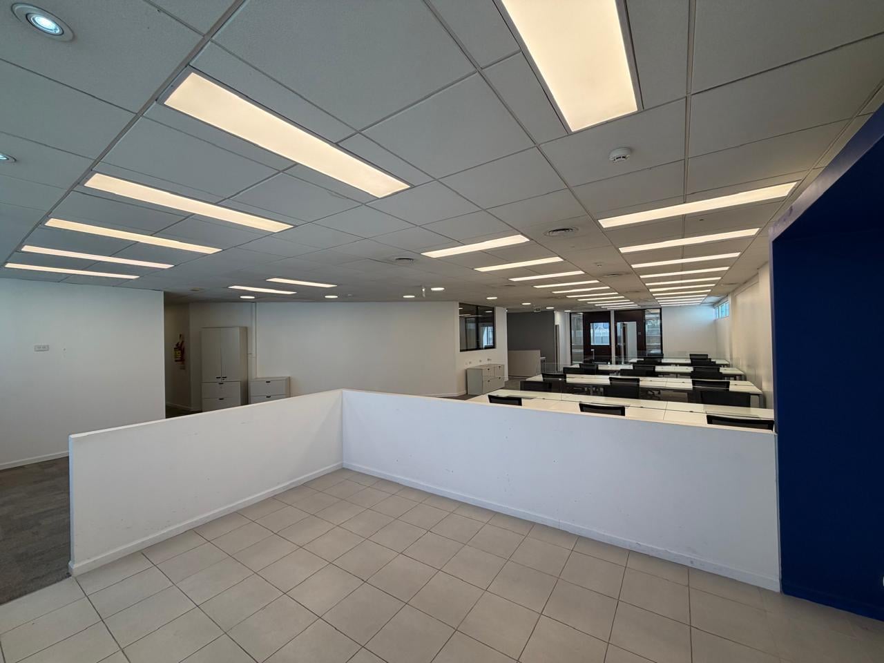 Foto de Oficina en alquiler - 248 m2 - 3 cocheras- Ambolado -, imagen 5