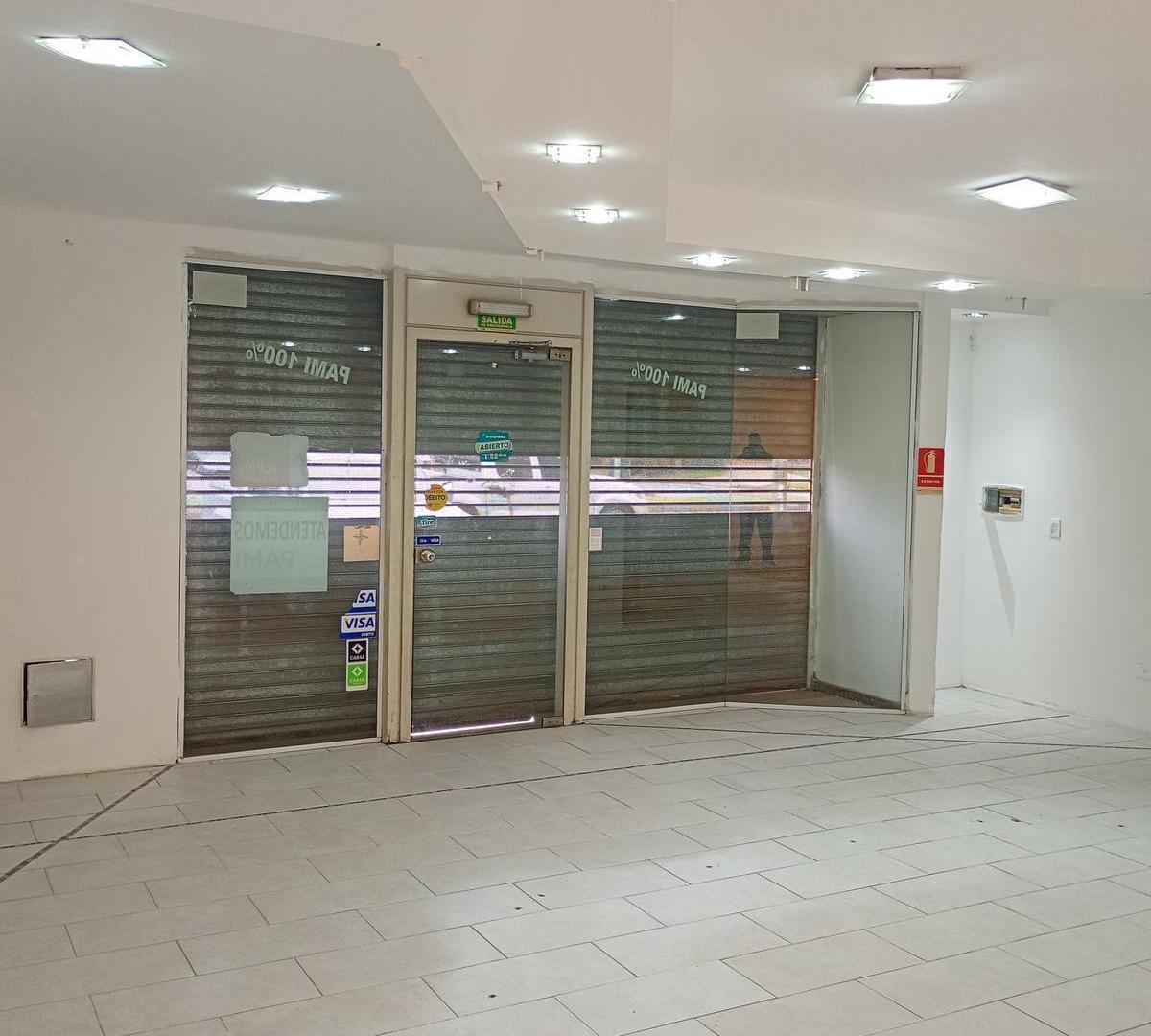 Foto de Local 200m2 -ideal Consultorios-Centro Medico-Oficinas-Quilmes Oeste, imagen 3