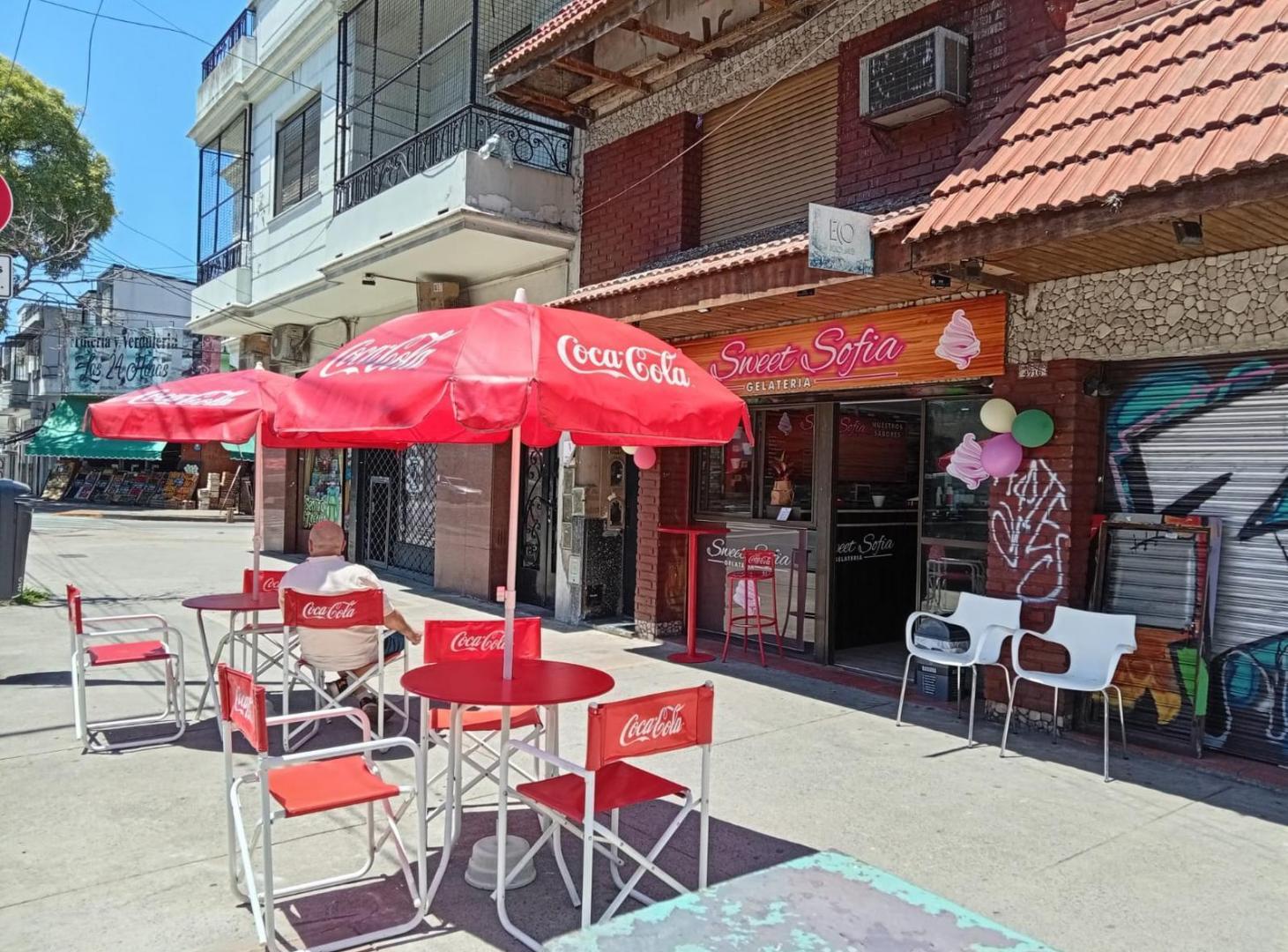 Foto de Local en venta - 130 m2 - Parque Avellaneda, imagen 2