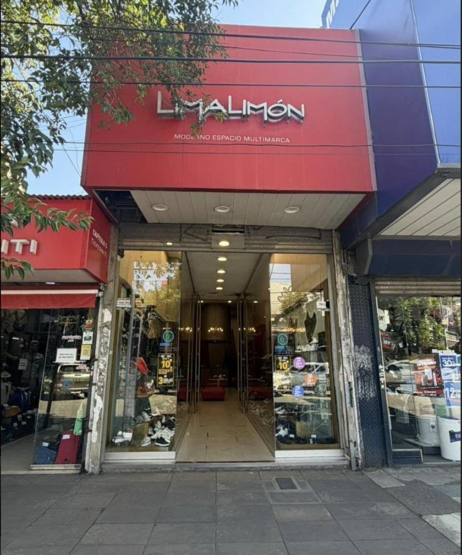Foto de Excelente ubicación - Local 200 m2 - Apto todo rubro - Merlo, imagen 2