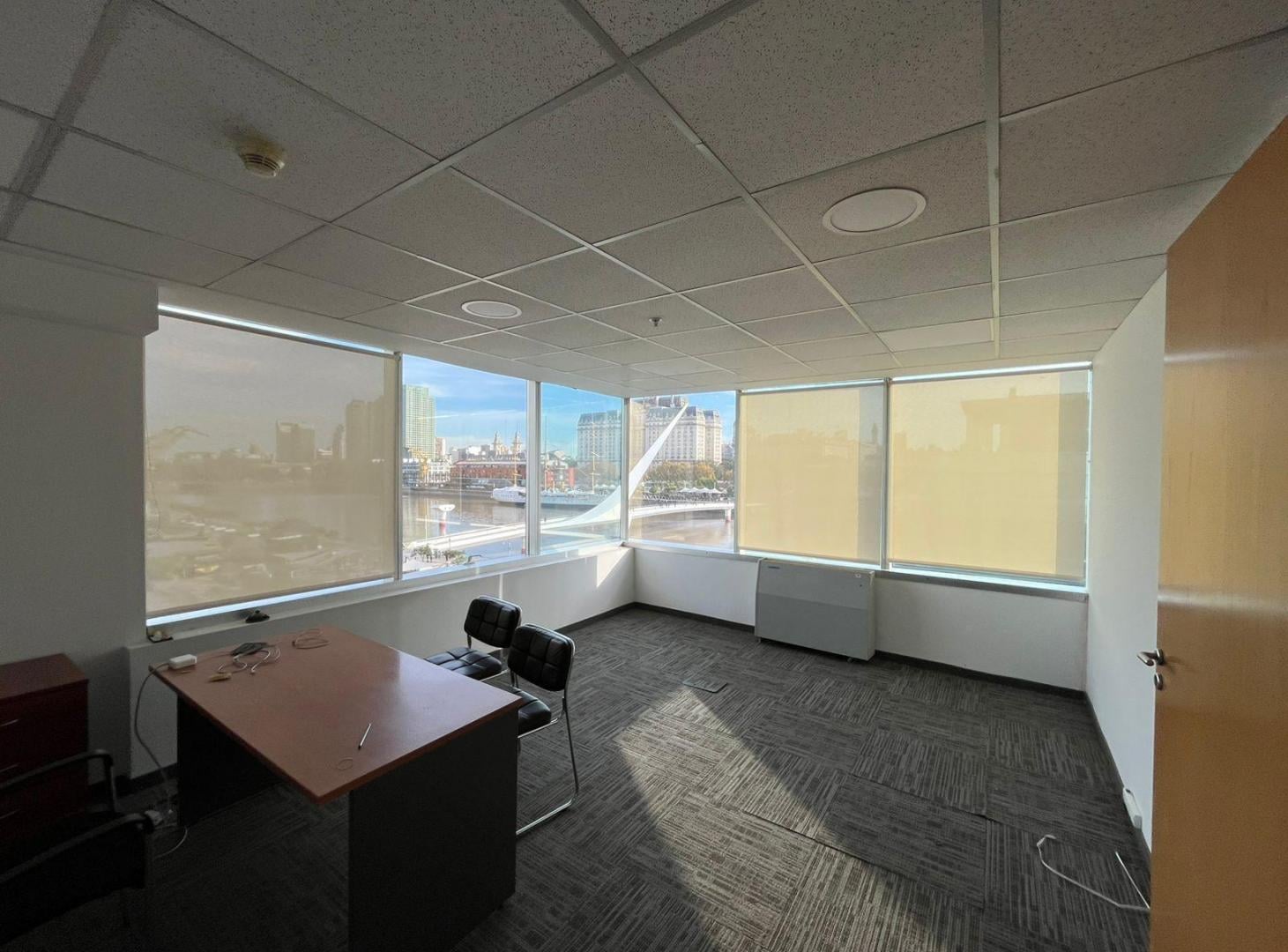Foto de Oficina en alquiler - Puerto Madero - 90m2 - 1 cochera., imagen 3