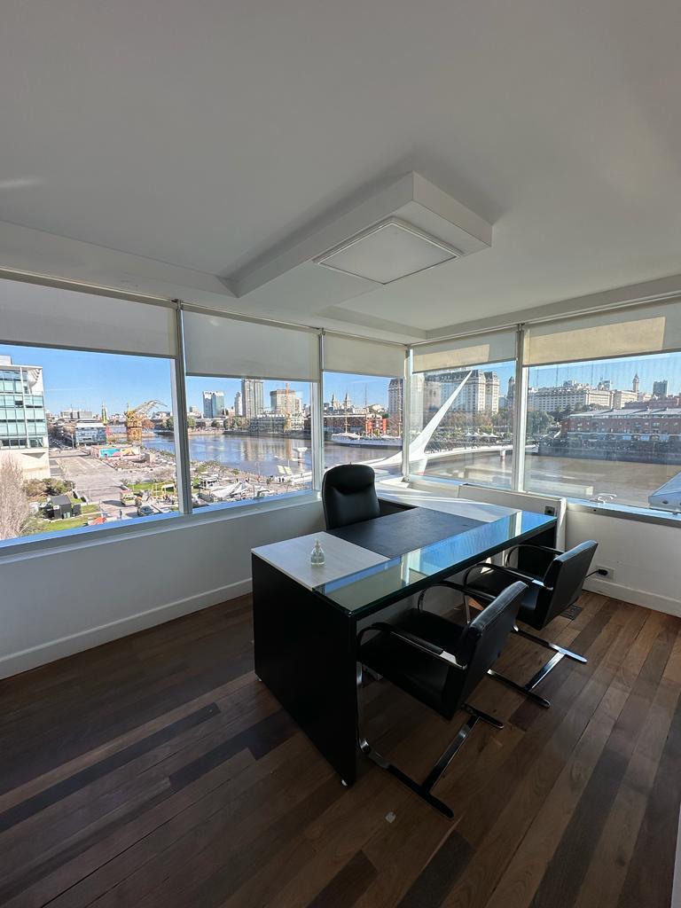 Foto de Oficina en alquiler - Puerto Madero - 200 m2 - Excelentes vistas al, imagen 4