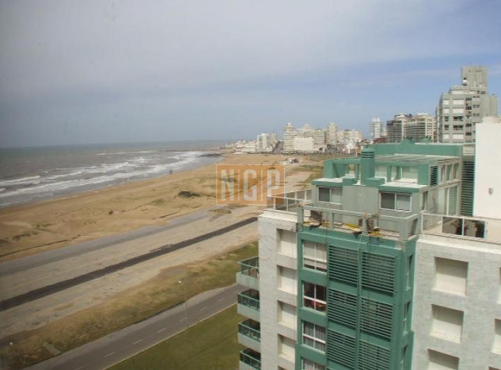 lindisimo con aire acondicionado vista al mar con todos los servicios!!!!
