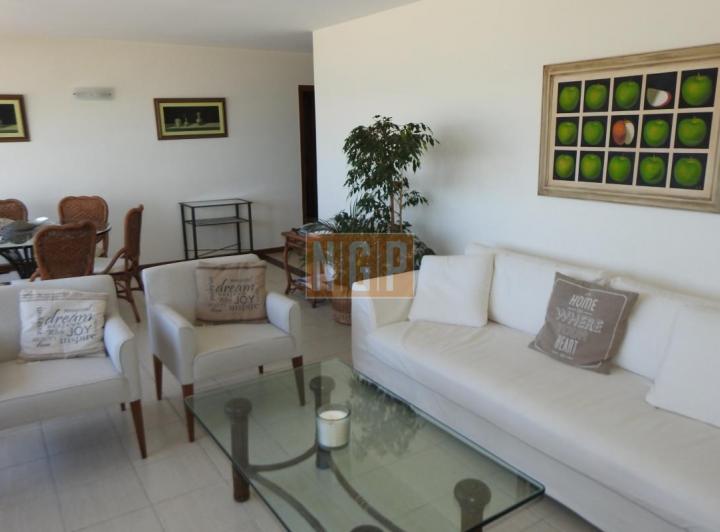 Foto de Departamento en Punta del Este, Torre con todos los servicios., imagen 2