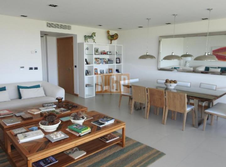 Foto de Exclusivo Apartamento en Venta Edificio Tiburón Terrazas Barra La, imagen 5